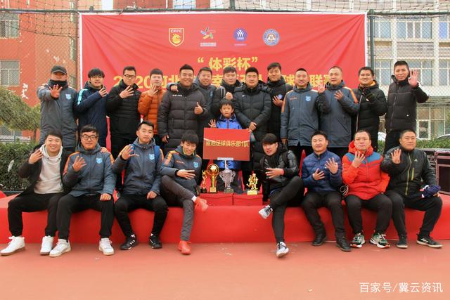 马祖拉向乔丹和杰克逊虚心求教，学习冠军之道